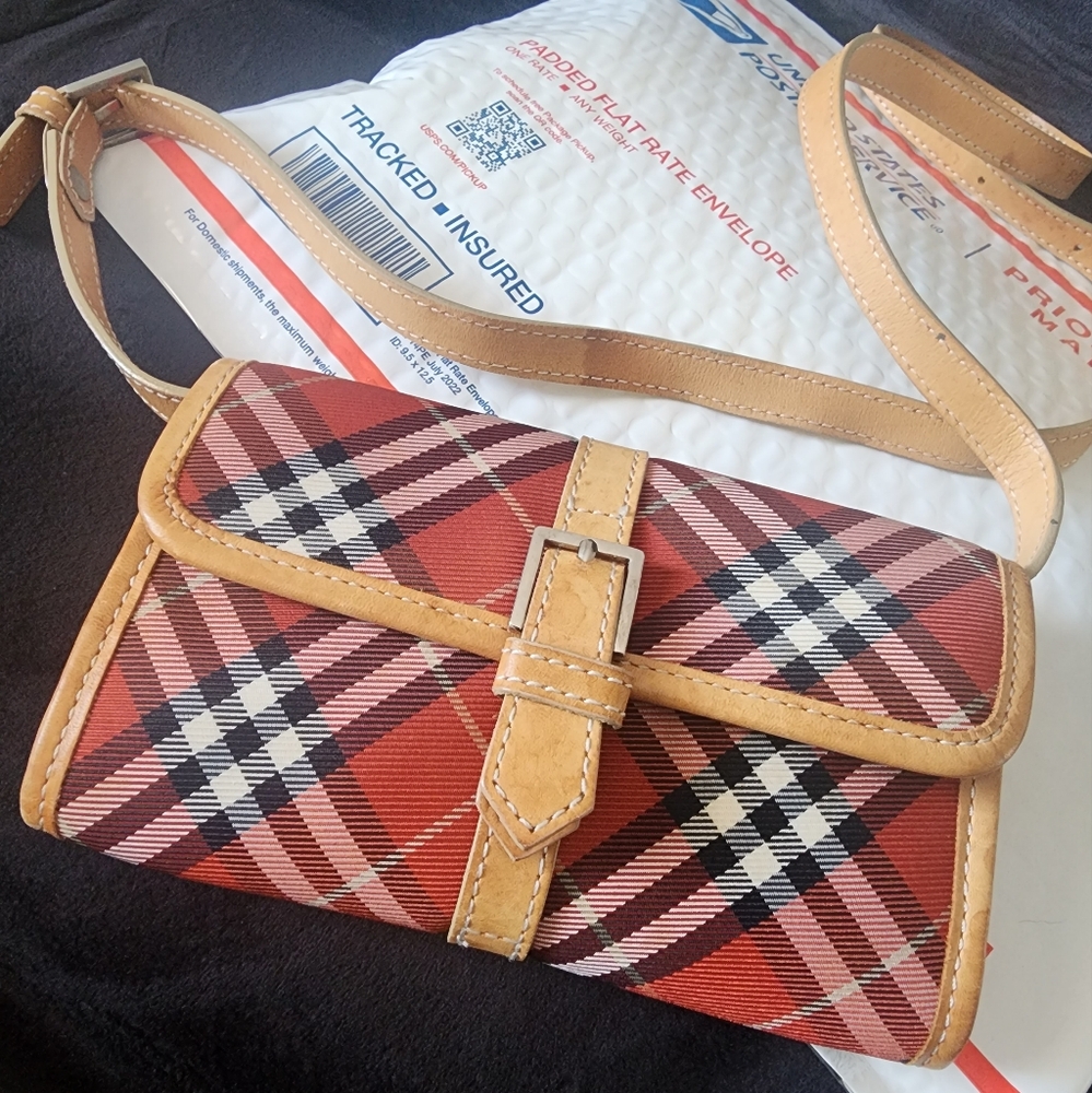 Burberry LONDON belt Bag or Crossbody Bag